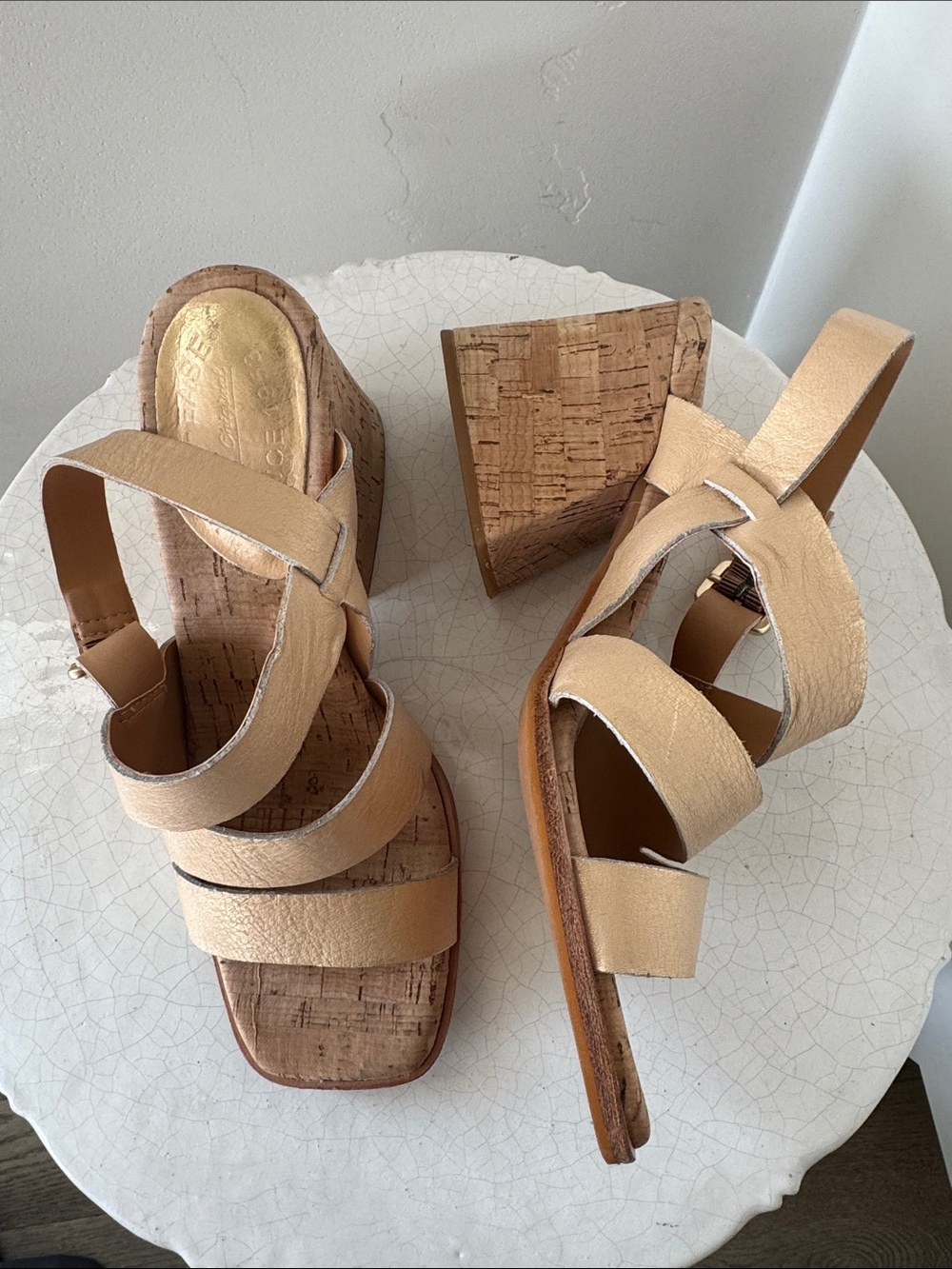 Kork-Ease CATE Slingback Women's Metallic Champagne Angled Cork Heels Size 7 EUC